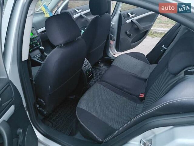 Шкода Октавия 2008 в Полтаве на Automoto.ua Серый Шкода Октавия, объемом двигателя 1.6 л и пробегом 222 тыс. км за 5700 $, фото 2 на Automoto.ua