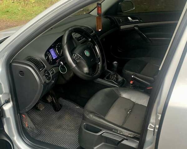 Серый Шкода Октавия, объемом двигателя 1.97 л и пробегом 248 тыс. км за 5250 $, фото 7 на Automoto.ua