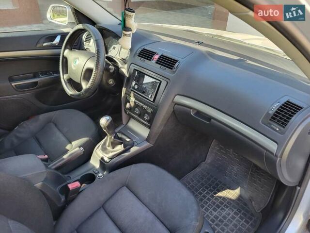 Серый Шкода Октавия, объемом двигателя 1.98 л и пробегом 174 тыс. км за 6000 $, фото 9 на Automoto.ua