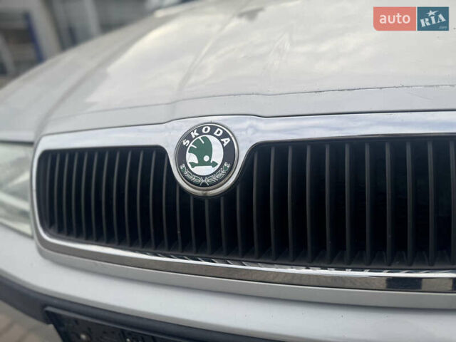 Серый Шкода Октавия, объемом двигателя 1.6 л и пробегом 235 тыс. км за 5299 $, фото 12 на Automoto.ua