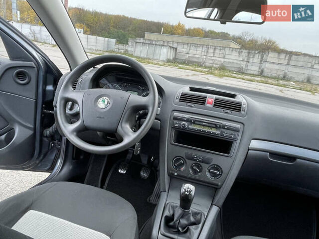 Шкода Октавия 2008 в Виннице на Automoto.ua Серый Шкода Октавия, объемом двигателя 1.6 л и пробегом 56 тыс. км за 9150 $, фото 66 на Automoto.ua