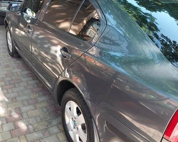 Серый Шкода Октавия, объемом двигателя 1.98 л и пробегом 155 тыс. км за 7000 $, фото 2 на Automoto.ua