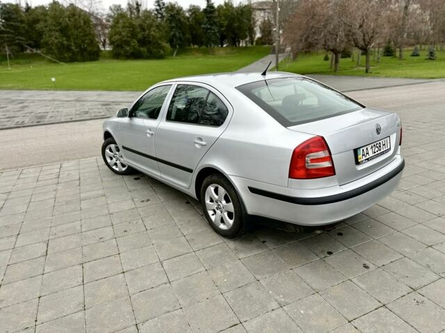 Серый Шкода Октавия, объемом двигателя 2 л и пробегом 285 тыс. км за 4999 $, фото 4 на Automoto.ua