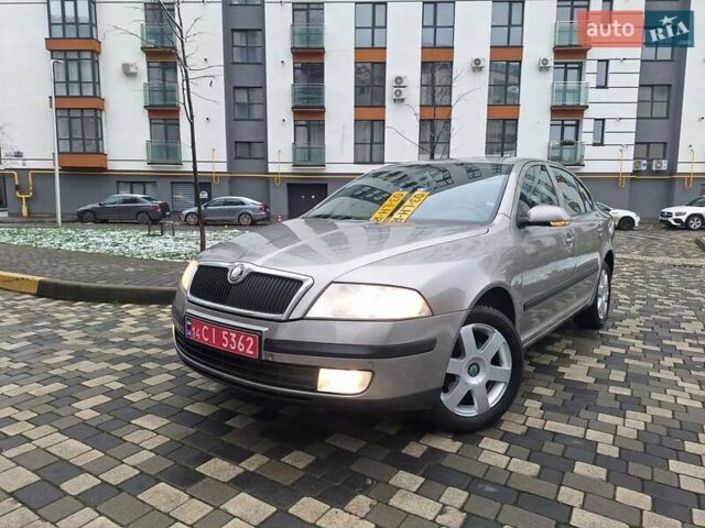 Серый Шкода Октавия, объемом двигателя 1.6 л и пробегом 187 тыс. км за 6450 $, фото 10 на Automoto.ua