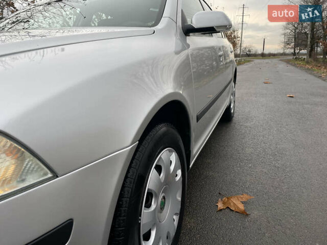 Сірий Шкода Октавія, об'ємом двигуна 1.6 л та пробігом 233 тис. км за 6359 $, фото 17 на Automoto.ua