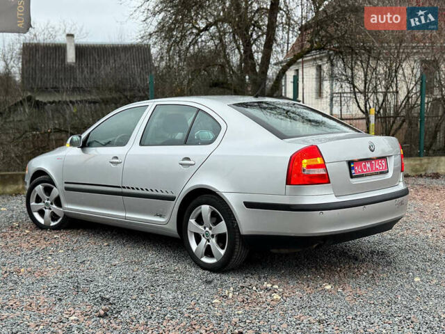 Серый Шкода Октавия, объемом двигателя 1.6 л и пробегом 190 тыс. км за 6390 $, фото 14 на Automoto.ua