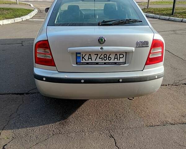 Сірий Шкода Октавія, об'ємом двигуна 1.6 л та пробігом 205 тис. км за 5700 $, фото 4 на Automoto.ua