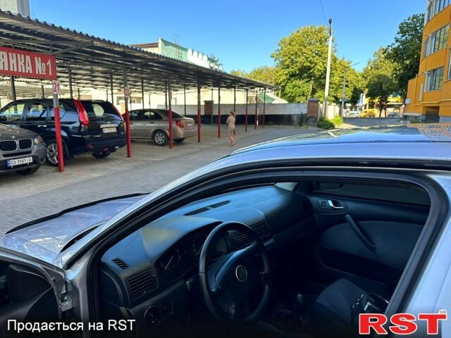 Шкода Октавия 2008 в Каменце-Подольском на Automoto.ua Серый Шкода Октавия, объемом двигателя 1.6 л и пробегом 175 тыс. км за 4700 $, фото 4 на Automoto.ua