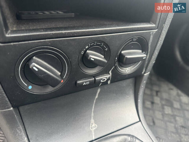 Серый Шкода Октавия, объемом двигателя 1.6 л и пробегом 235 тыс. км за 5299 $, фото 23 на Automoto.ua