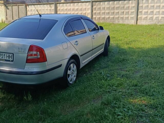 Серый Шкода Октавия, объемом двигателя 2 л и пробегом 188 тыс. км за 5700 $, фото 2 на Automoto.ua