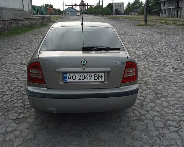 Серый Шкода Октавия, объемом двигателя 1.6 л и пробегом 357 тыс. км за 2600 $, фото 34 на Automoto.ua