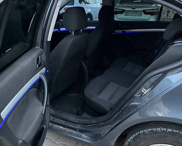 Серый Шкода Октавия, объемом двигателя 1.9 л и пробегом 243 тыс. км за 7400 $, фото 11 на Automoto.ua