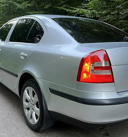 Сірий Шкода Октавія, об'ємом двигуна 1.6 л та пробігом 243 тис. км за 6300 $, фото 8 на Automoto.ua