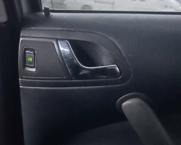 Серый Шкода Октавия, объемом двигателя 1.9 л и пробегом 303 тыс. км за 4999 $, фото 21 на Automoto.ua