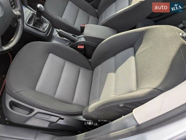 Сірий Шкода Октавія, об'ємом двигуна 1.6 л та пробігом 177 тис. км за 7250 $, фото 27 на Automoto.ua