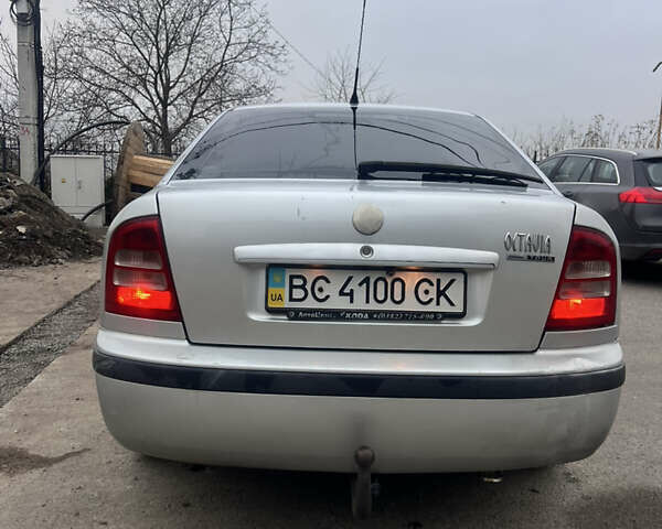 Серый Шкода Октавия, объемом двигателя 1.9 л и пробегом 303 тыс. км за 4999 $, фото 5 на Automoto.ua
