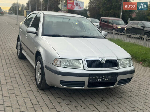 Серый Шкода Октавия, объемом двигателя 1.6 л и пробегом 235 тыс. км за 5299 $, фото 11 на Automoto.ua