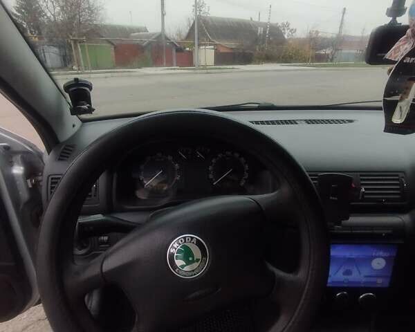 Серый Шкода Октавия, объемом двигателя 1.6 л и пробегом 195 тыс. км за 7200 $, фото 6 на Automoto.ua