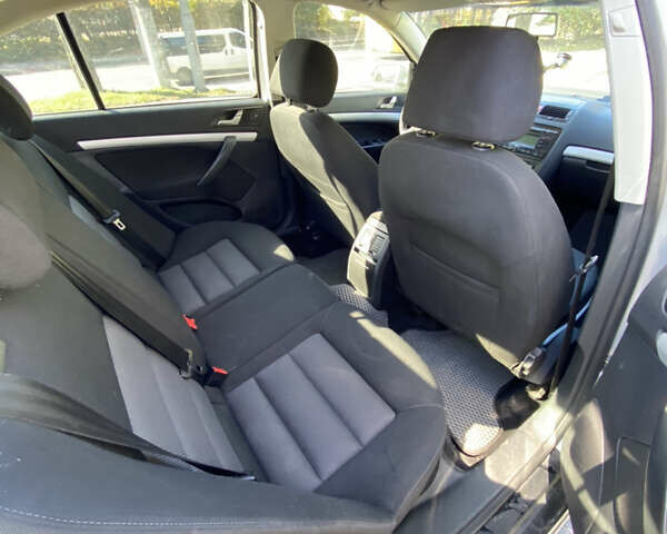 Сірий Шкода Октавія, об'ємом двигуна 1.6 л та пробігом 348 тис. км за 5100 $, фото 10 на Automoto.ua