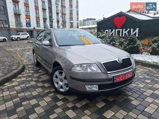 Серый Шкода Октавия, объемом двигателя 1.6 л и пробегом 187 тыс. км за 6450 $, фото 3 на Automoto.ua