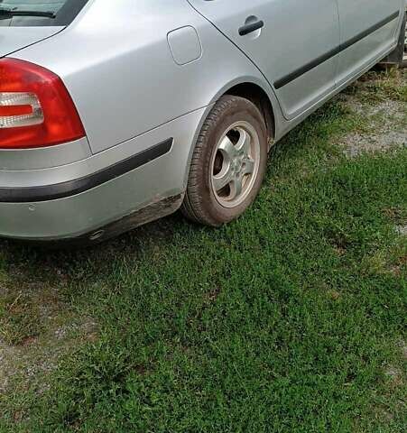 Серый Шкода Октавия, объемом двигателя 1.6 л и пробегом 204 тыс. км за 4900 $, фото 10 на Automoto.ua