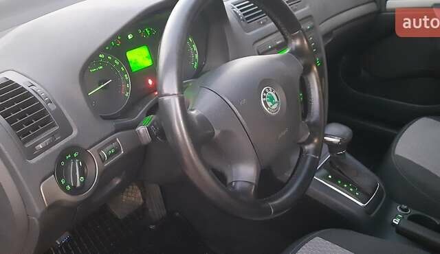 Серый Шкода Октавия, объемом двигателя 1.6 л и пробегом 247 тыс. км за 4750 $, фото 8 на Automoto.ua