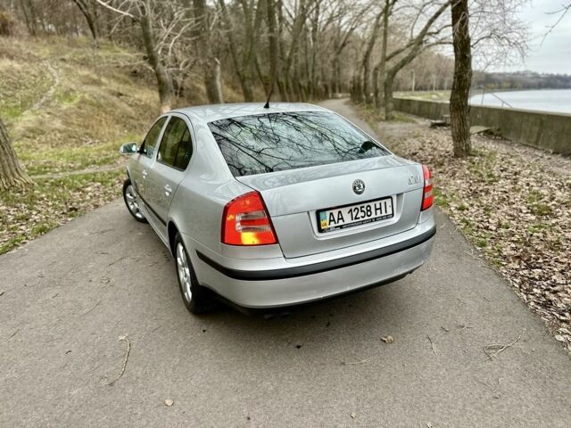 Серый Шкода Октавия, объемом двигателя 2 л и пробегом 285 тыс. км за 4999 $, фото 10 на Automoto.ua