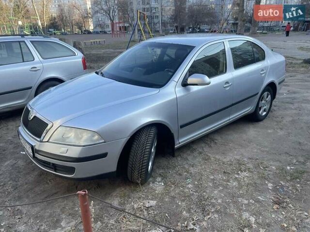 Серый Шкода Октавия, объемом двигателя 1.6 л и пробегом 270 тыс. км за 4500 $, фото 5 на Automoto.ua