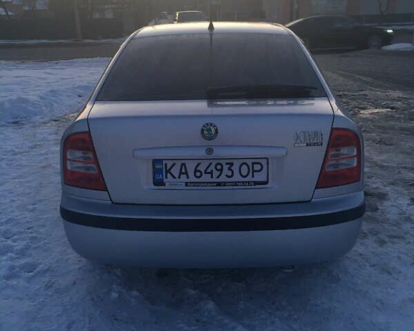 Шкода Октавия 2008 в Ирпене на Automoto.ua Серый Шкода Октавия, объемом двигателя 1.6 л и пробегом 87 тыс. км за 8700 $, фото 10 на Automoto.ua