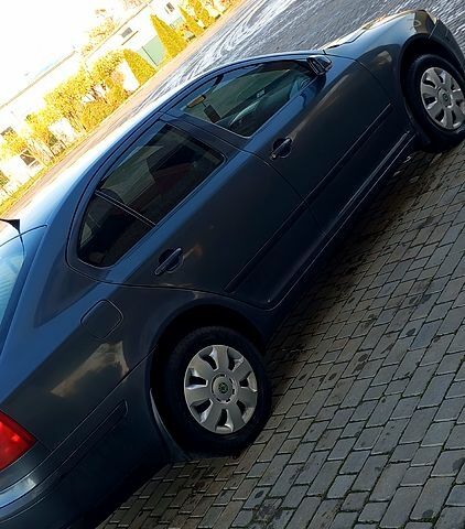 Сірий Шкода Октавія, об'ємом двигуна 1.6 л та пробігом 240 тис. км за 4228 $, фото 10 на Automoto.ua