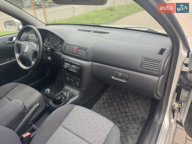 Серый Шкода Октавия, объемом двигателя 1.6 л и пробегом 235 тыс. км за 5299 $, фото 37 на Automoto.ua