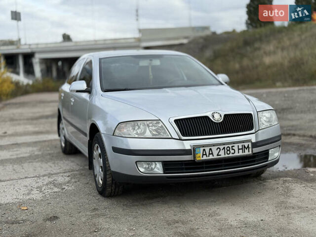 Серый Шкода Октавия, объемом двигателя 1.6 л и пробегом 260 тыс. км за 5200 $, фото 9 на Automoto.ua