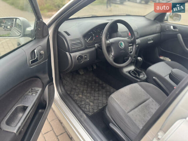 Серый Шкода Октавия, объемом двигателя 1.6 л и пробегом 235 тыс. км за 5299 $, фото 18 на Automoto.ua