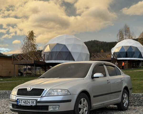 Шкода Октавія 2008 у Івано-Франківську на Automoto.ua Сірий Шкода Октавія, об'ємом двигуна 1.39 л та пробігом 300 тис. км за 4750 $, фото 1 на Automoto.ua