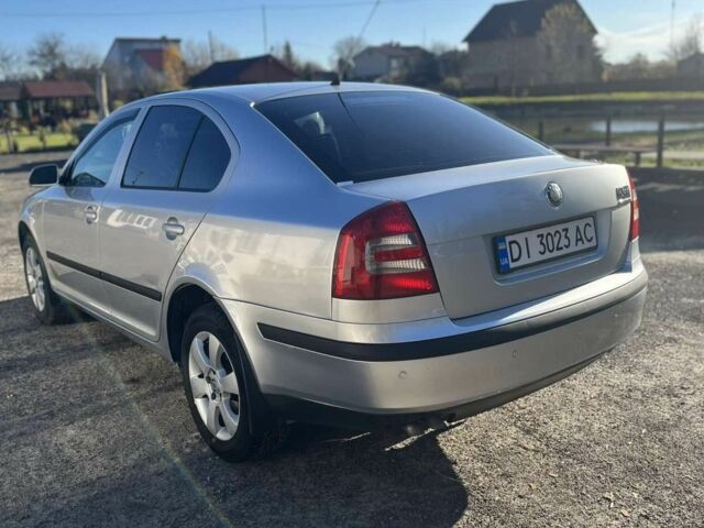 Шкода Октавія 2008 у Самборе на Automoto.ua Сірий Шкода Октавія, об'ємом двигуна 1.9 л та пробігом 238 тис. км за 5800 $, фото 1 на Automoto.ua