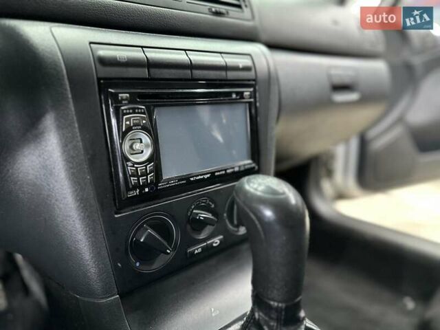 Серый Шкода Октавия, объемом двигателя 1.6 л и пробегом 218 тыс. км за 4950 $, фото 6 на Automoto.ua