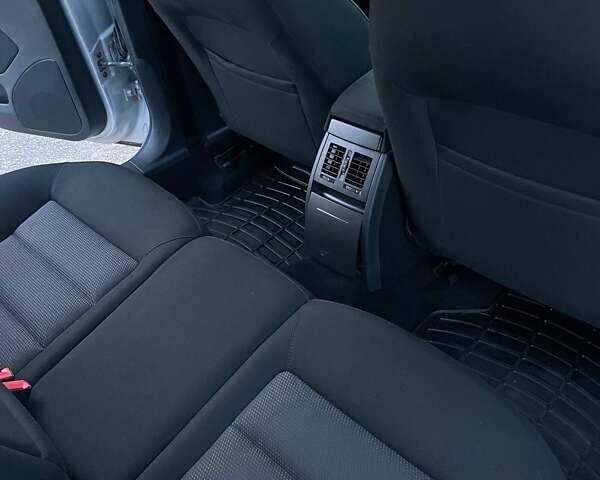 Серый Шкода Октавия, объемом двигателя 1.8 л и пробегом 254 тыс. км за 5700 $, фото 7 на Automoto.ua