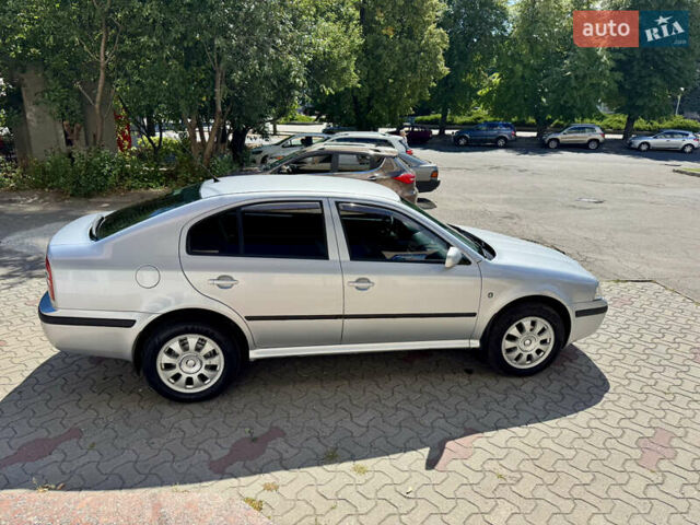 Серый Шкода Октавия, объемом двигателя 1.6 л и пробегом 172 тыс. км за 6200 $, фото 5 на Automoto.ua