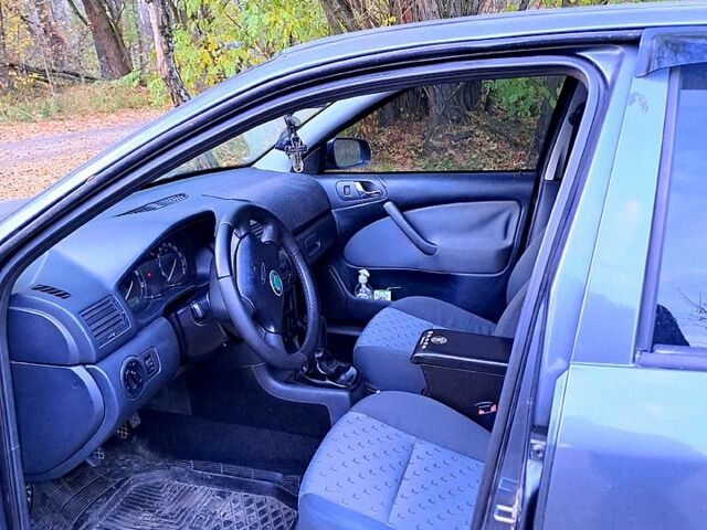Шкода Октавія 2008 у Ахтырке на Automoto.ua Сірий Шкода Октавія, об'ємом двигуна 1.6 л та пробігом 163 тис. км за 4800 $, фото 3 на Automoto.ua