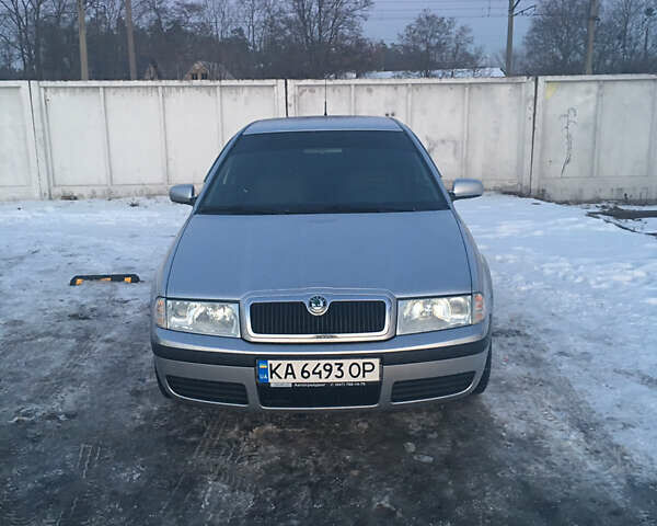 Шкода Октавия 2008 в Ирпене на Automoto.ua Серый Шкода Октавия, объемом двигателя 1.6 л и пробегом 87 тыс. км за 8700 $, фото 9 на Automoto.ua