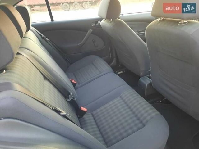 Сірий Шкода Октавія, об'ємом двигуна 1.5 л та пробігом 192 тис. км за 5800 $, фото 58 на Automoto.ua