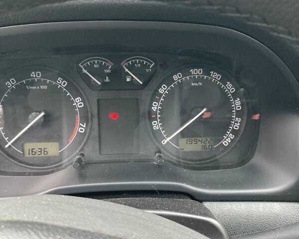Серый Шкода Октавия, объемом двигателя 1.6 л и пробегом 200 тыс. км за 5499 $, фото 13 на Automoto.ua