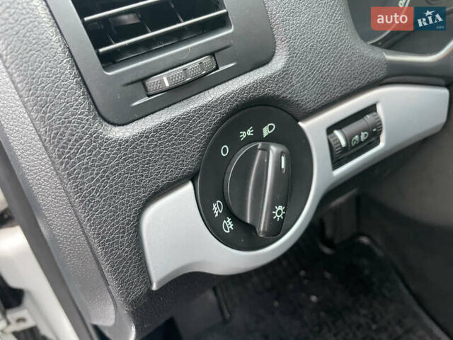 Сірий Шкода Октавія, об'ємом двигуна 1.6 л та пробігом 233 тис. км за 6359 $, фото 85 на Automoto.ua