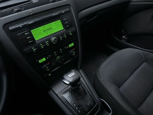 Сірий Шкода Октавія, об'ємом двигуна 1.9 л та пробігом 350 тис. км за 4200 $, фото 6 на Automoto.ua