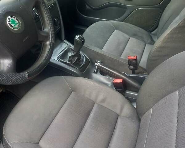 Сірий Шкода Октавія, об'ємом двигуна 1.6 л та пробігом 194 тис. км за 4700 $, фото 18 на Automoto.ua