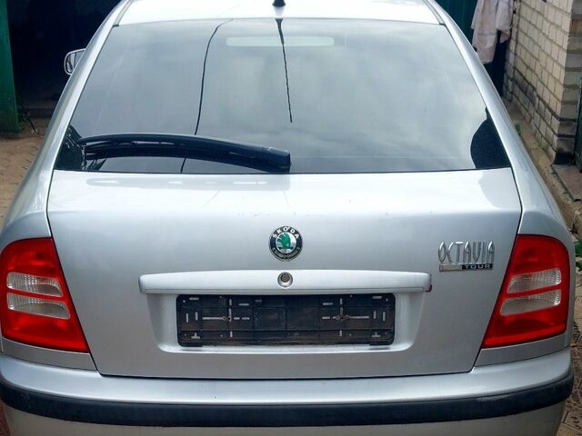 Серый Шкода Октавия, объемом двигателя 1.6 л и пробегом 291 тыс. км за 4500 $, фото 1 на Automoto.ua