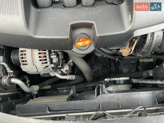 Сірий Шкода Октавія, об'ємом двигуна 1.6 л та пробігом 233 тис. км за 6359 $, фото 81 на Automoto.ua