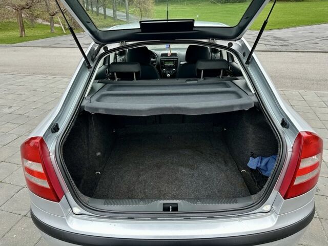 Серый Шкода Октавия, объемом двигателя 2 л и пробегом 285 тыс. км за 4999 $, фото 14 на Automoto.ua