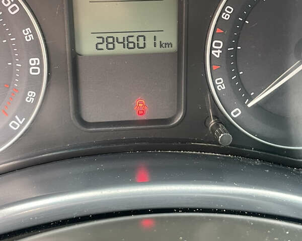 Сірий Шкода Октавія, об'ємом двигуна 1.6 л та пробігом 283 тис. км за 4600 $, фото 5 на Automoto.ua