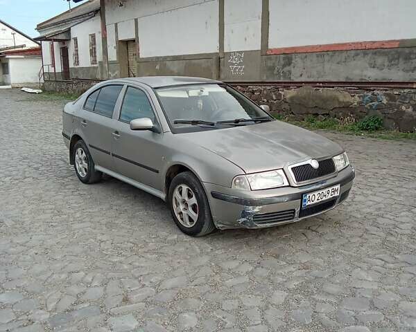 Серый Шкода Октавия, объемом двигателя 1.6 л и пробегом 357 тыс. км за 2600 $, фото 21 на Automoto.ua